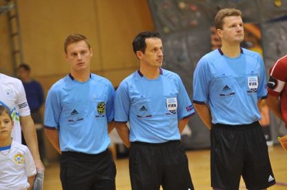 V končnici 1.SFL bodo dejavne "tojke" Na sliki : Močnik, Šivic in Todorovič Foto: D.P. www.futsal.si
